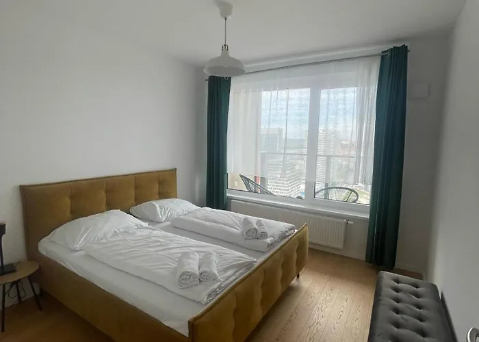 New Downtown Couple Minute From The Old Town Апартаменти