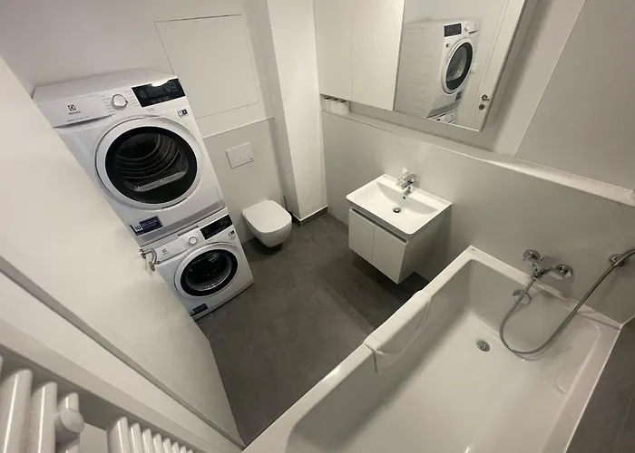 New Downtown Couple Minute From The Old Town Bratislava