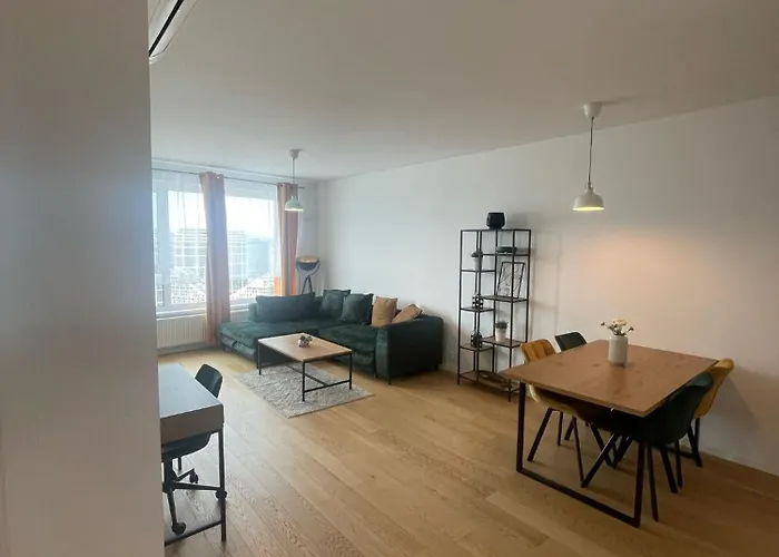 Apartment New Downtown Couple Minute From The Old Town Bratislava